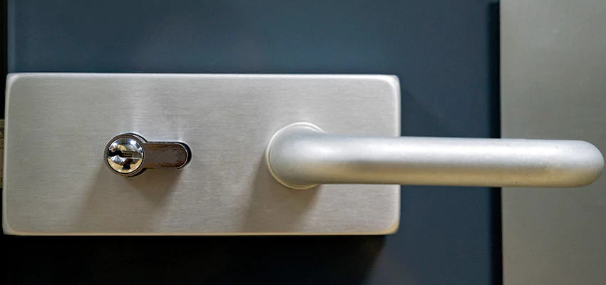 Change Patio Door Locks in Bakersfield, California